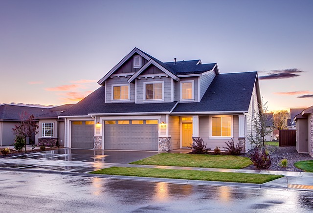 Optimizing Your Home Insurance Policy: A Guide to Coverage, Costs, and Savings for Homeowners