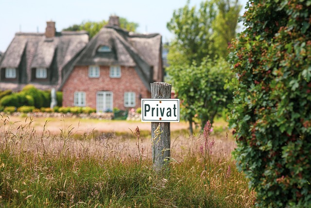 Private registration services