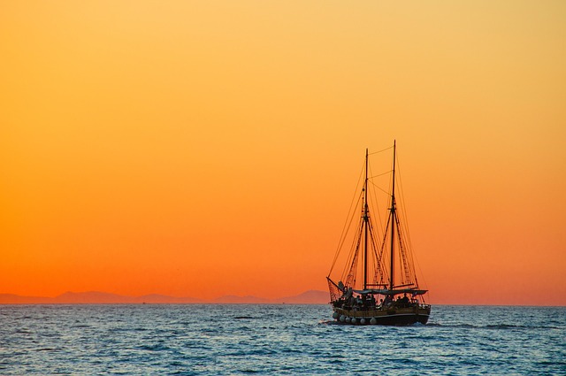 Seamlessly Navigate Yacht Paperwork: Vessel Certificate Replacement Made Easy