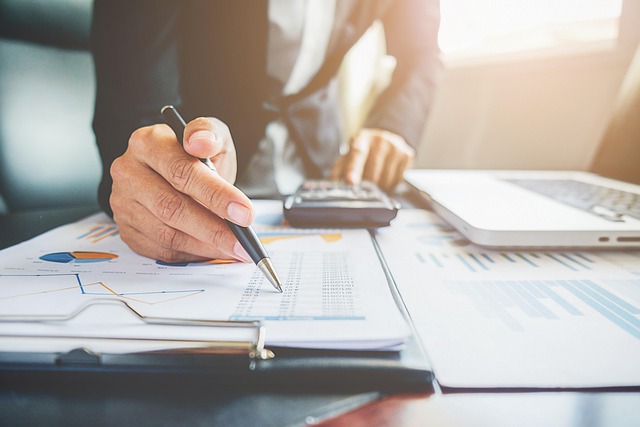 Calculating Traffic Fines: DMV Tools &amp; Legal Strategies